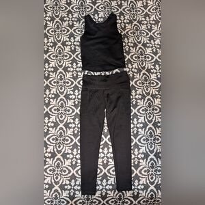 XS Girls Athletic Works 2 Piece Black Razorback Tank & Leggings